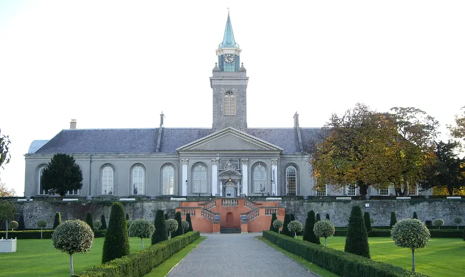 North facade of the w:Irish Museum of Modern Art, seen from the formal garden.