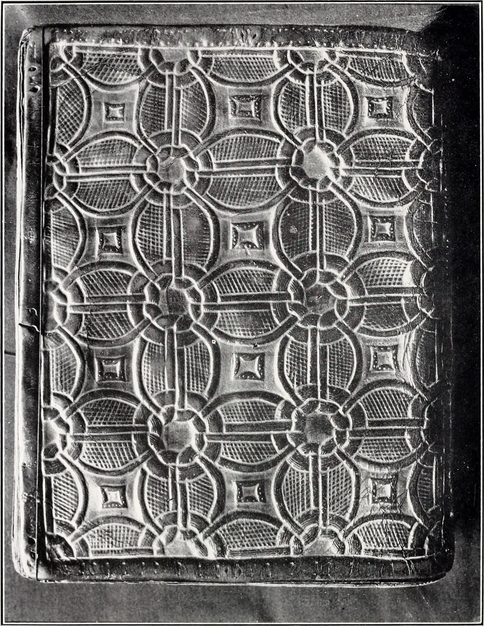 Journal of the Royal Society of Antiquaries of Ireland (1915) (14594136477)