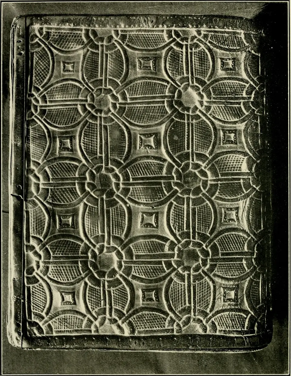 Journal of the Royal Society of Antiquaries of Ireland (1915) (14782204872)