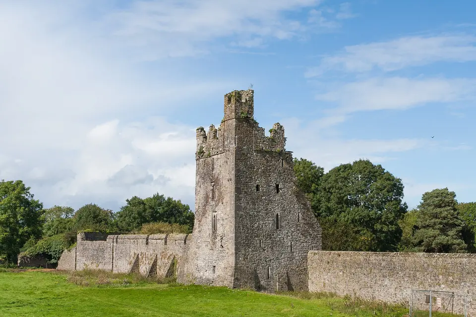 Water tower and gate on the south wall of the monastic precinct.