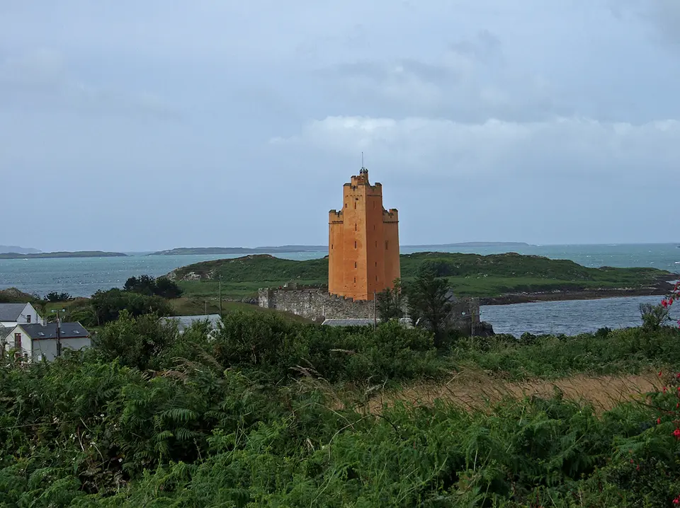 Kilcoe Castle geograph.org.uk 498296
