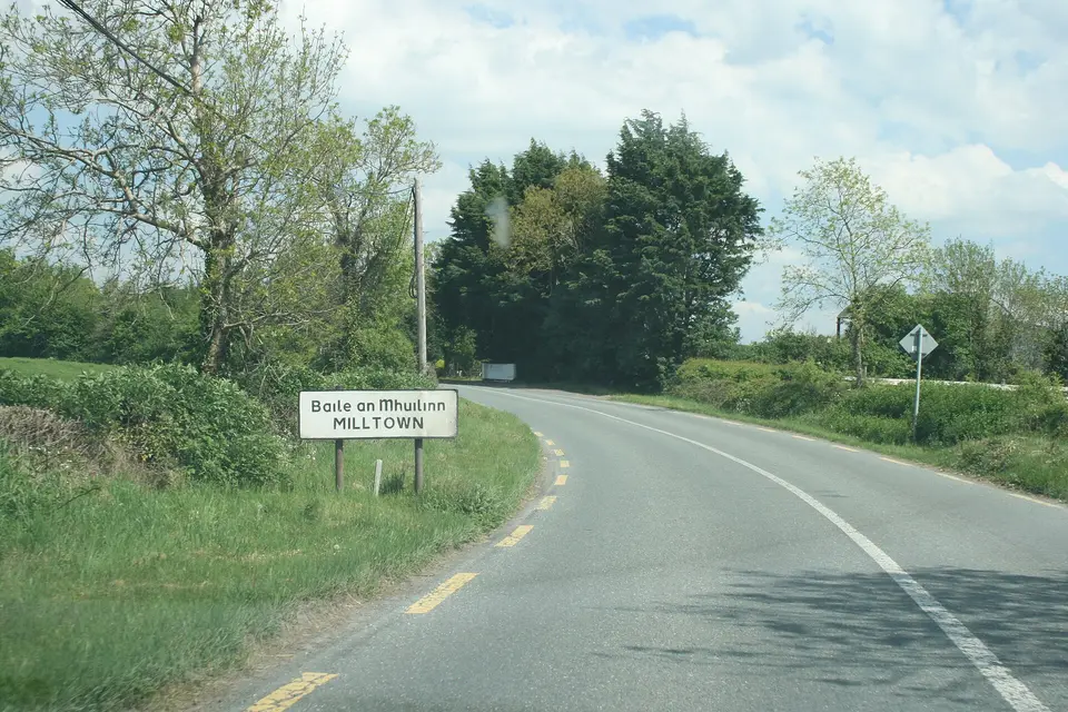 Entering Milltown, Co. Kildare