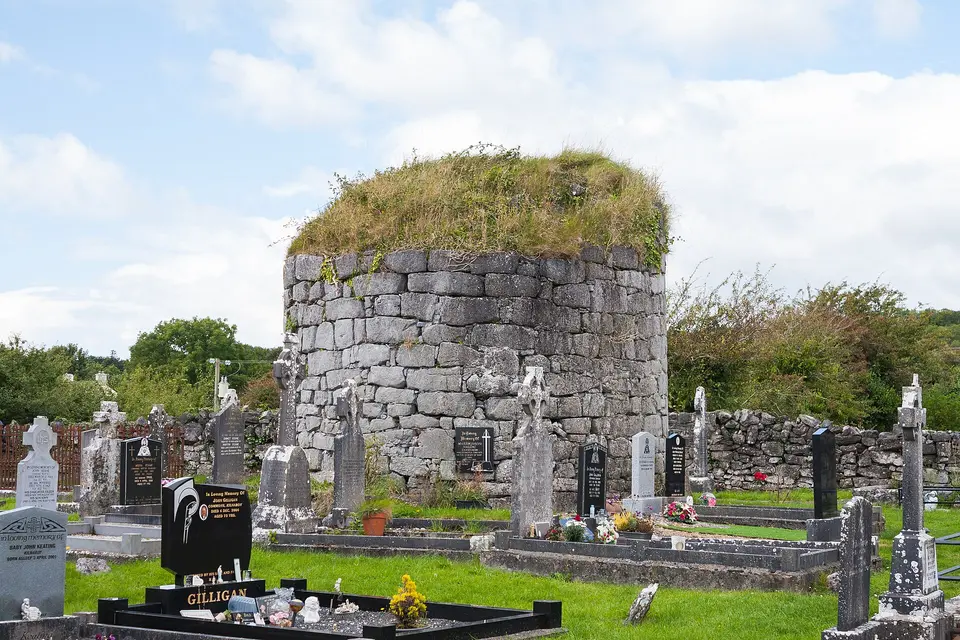 South-east view of the round tower.