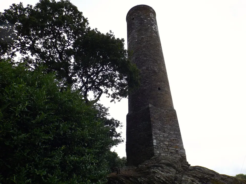 Kinneigh Round Tower
