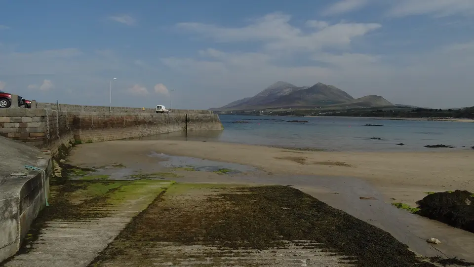 Louisburgh - Old Head Beach, Quay & slipway