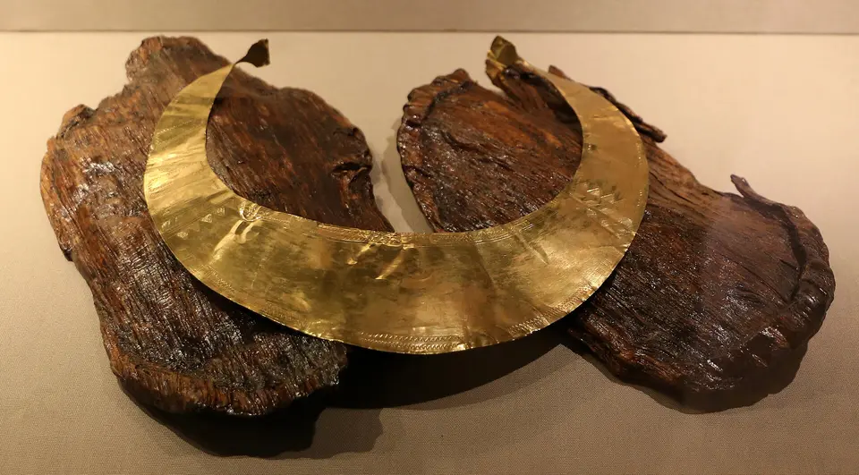 Prehistoric goldware in the National Museum of Ireland, Kildare Street