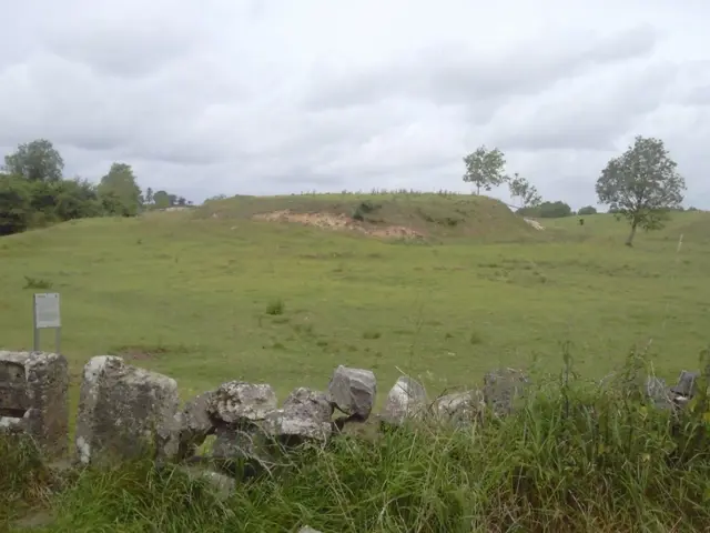 Magh Adhair, Toonagh, Co Clare This mound is steeped in history. It was the place of inauguration of Thomond Kings.
