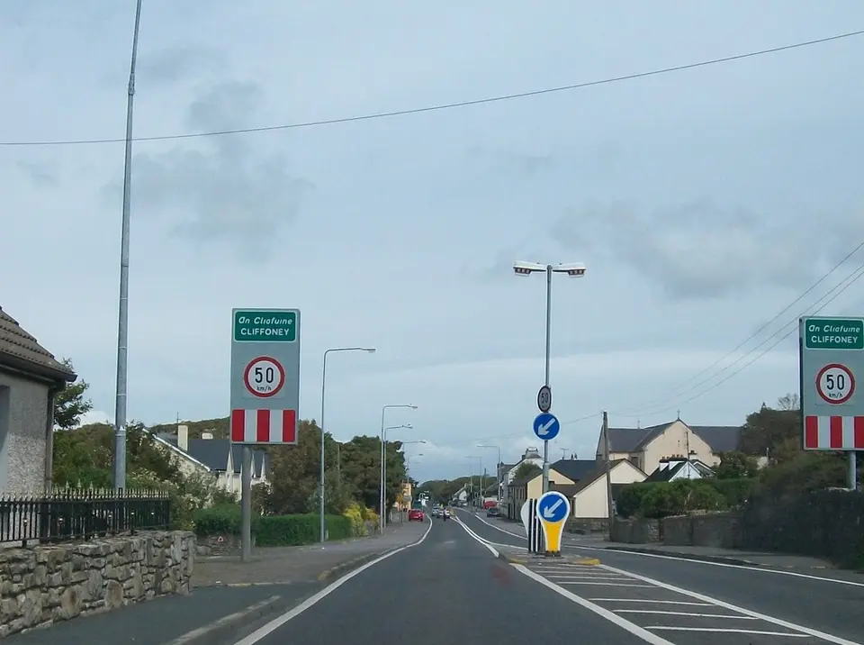 Main Street, Cliffony