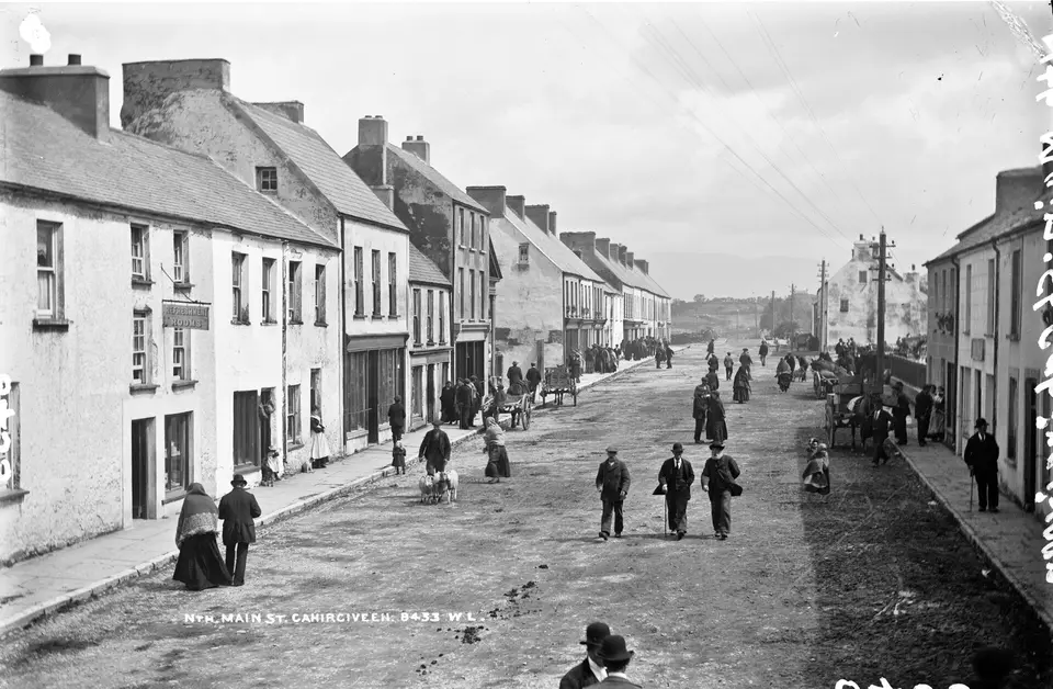 Main Street North, Cahirciveen, Co. Kerry (35330085955)