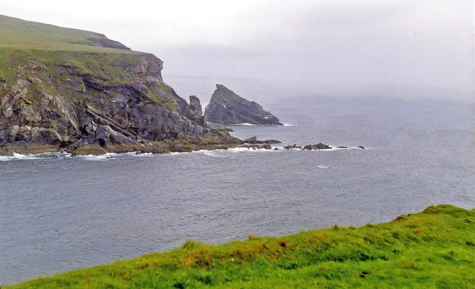 Malin BegTrabane Bay 2 geograph 3184006 by Ben Brooksbank