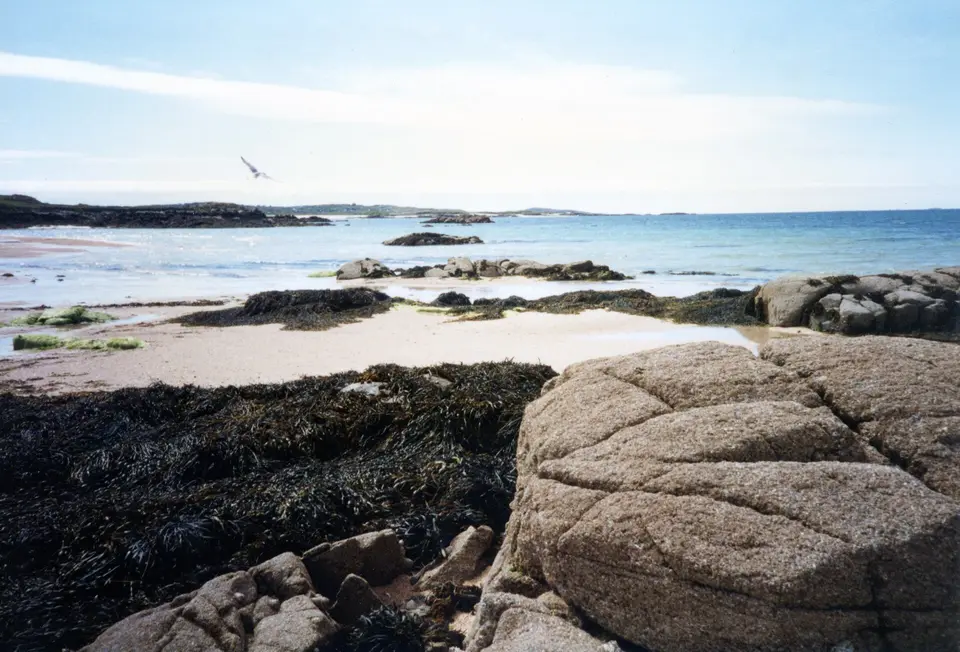 Mannin Bay by the R341 Derrigimlagh