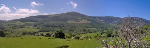 en:Maulin, en:Wicklow Mountains, north face.