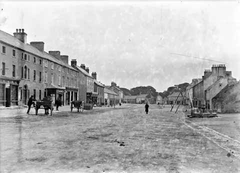 Meet Moate's Main Street from the west! (26920278699)