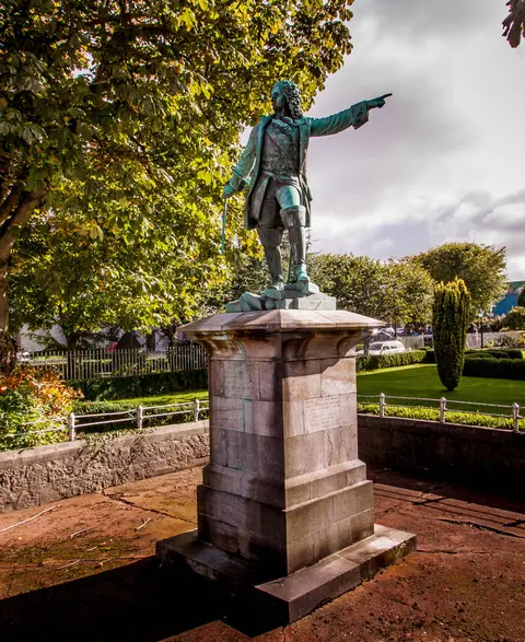 Sarsfield Memorial