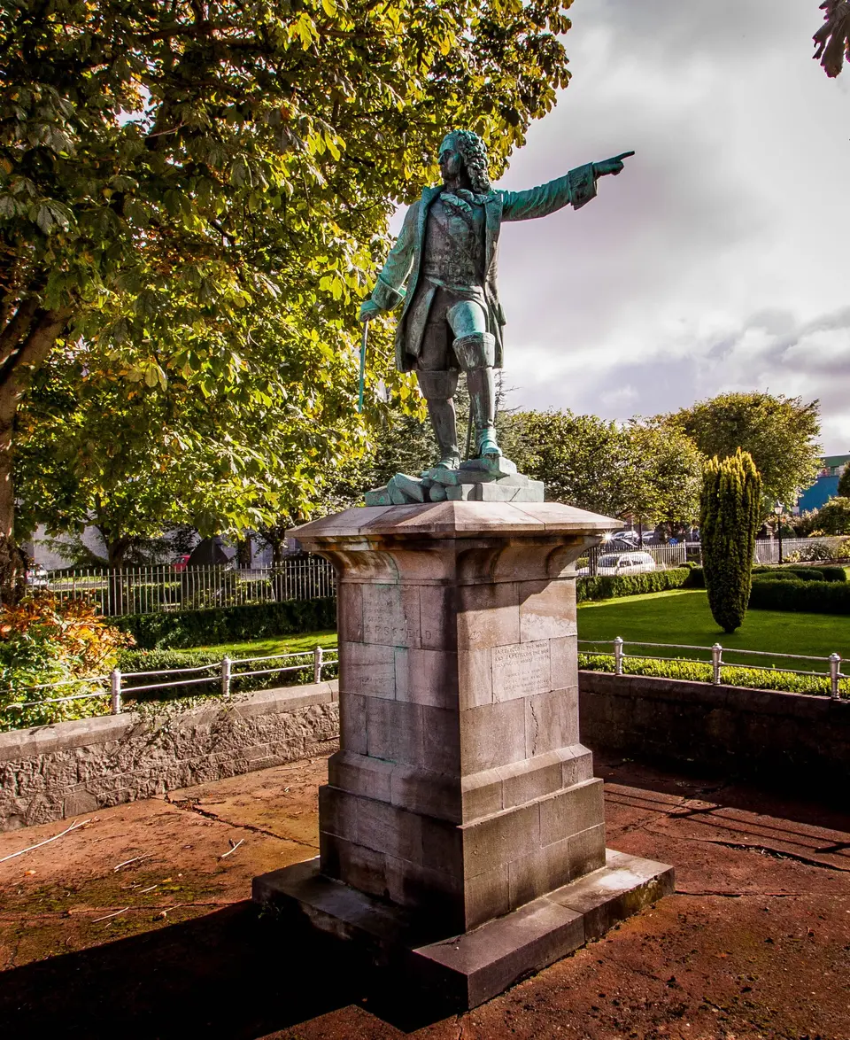 Sarsfield Memorial