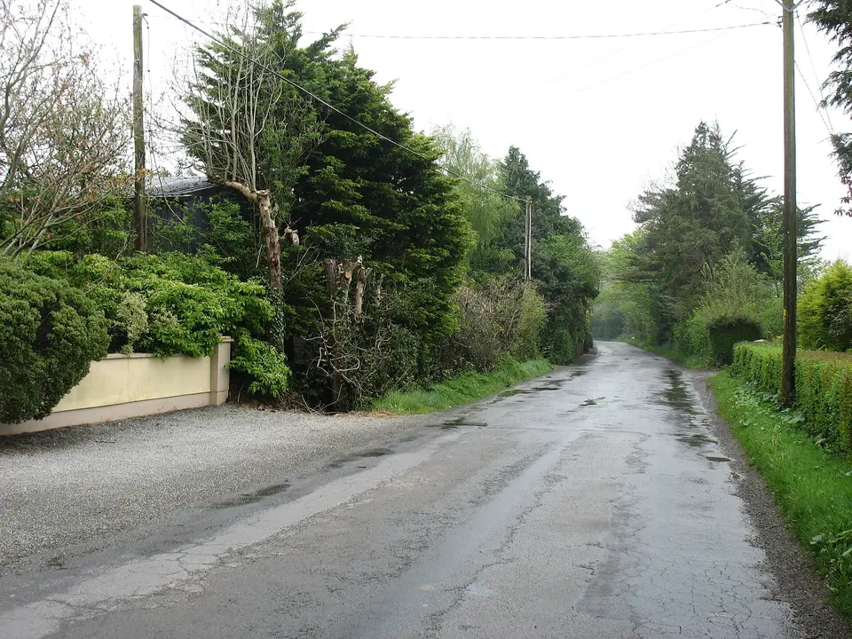 Minor road to Ballymurn