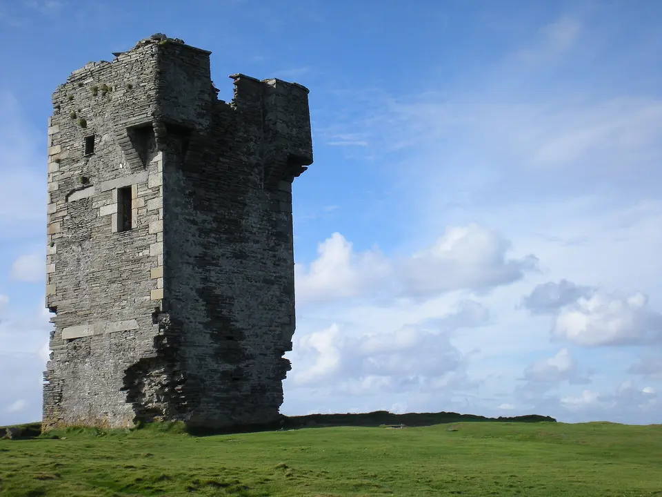 Moher Tower standing on Hag's Head, at the southern end of the Cliffs of Moher