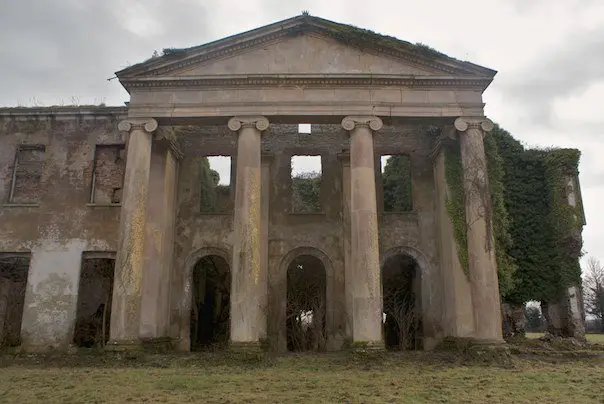 Front view of the house's neo-classical portico