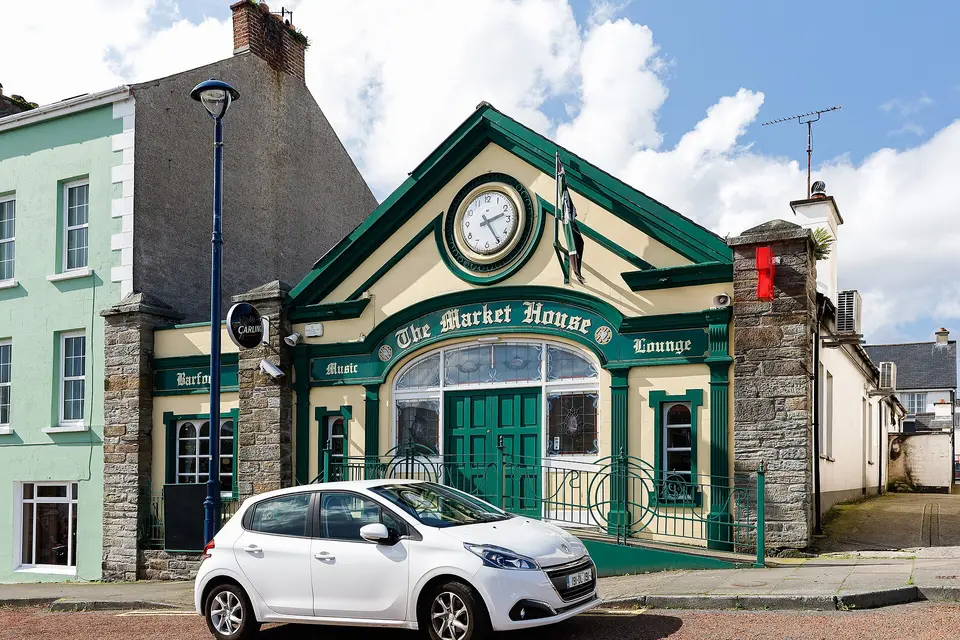 “The Market House” at the Market Square in Moville. Originally built c. 1820 and reconstructed in 1869. (See NIAH and DIA records.)