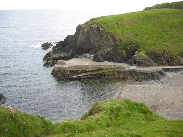 Newtown Cove