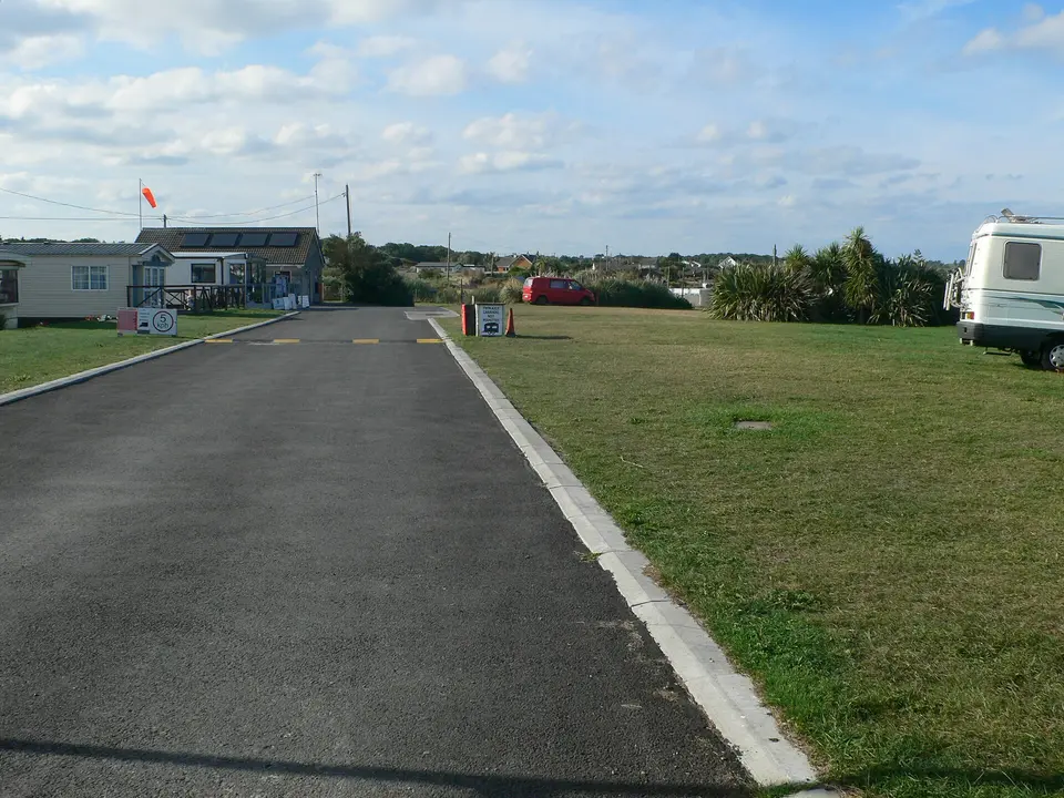 North Beach Caravan Park, Rush