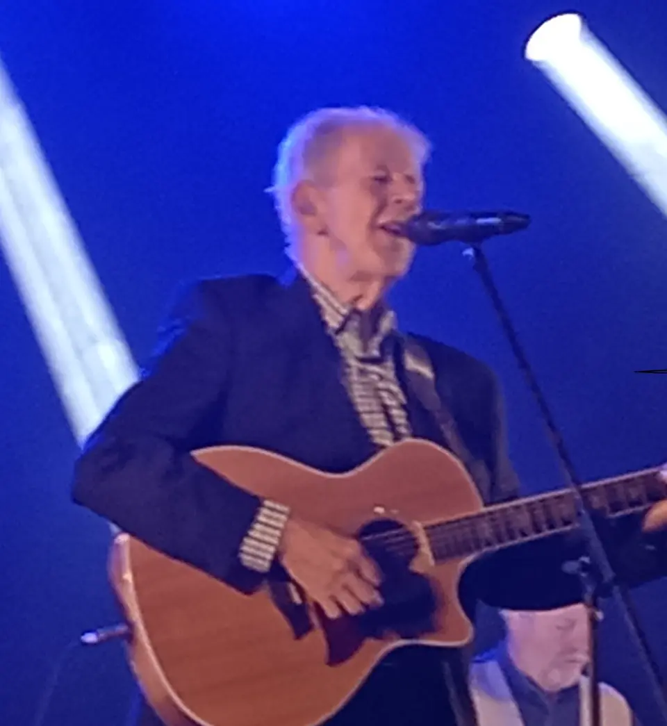 Ray Lynam performing in 2023
