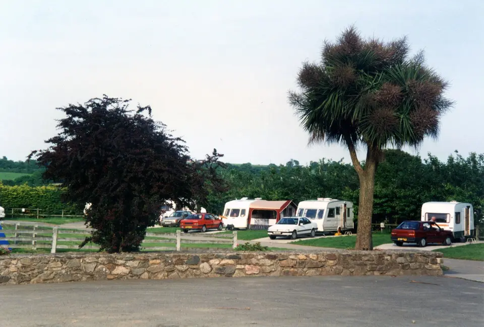 River Valley Caravan Site, Redcross