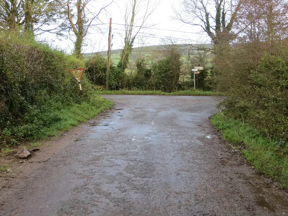 Road from Dungrud joining the R663 near Lissanarroor