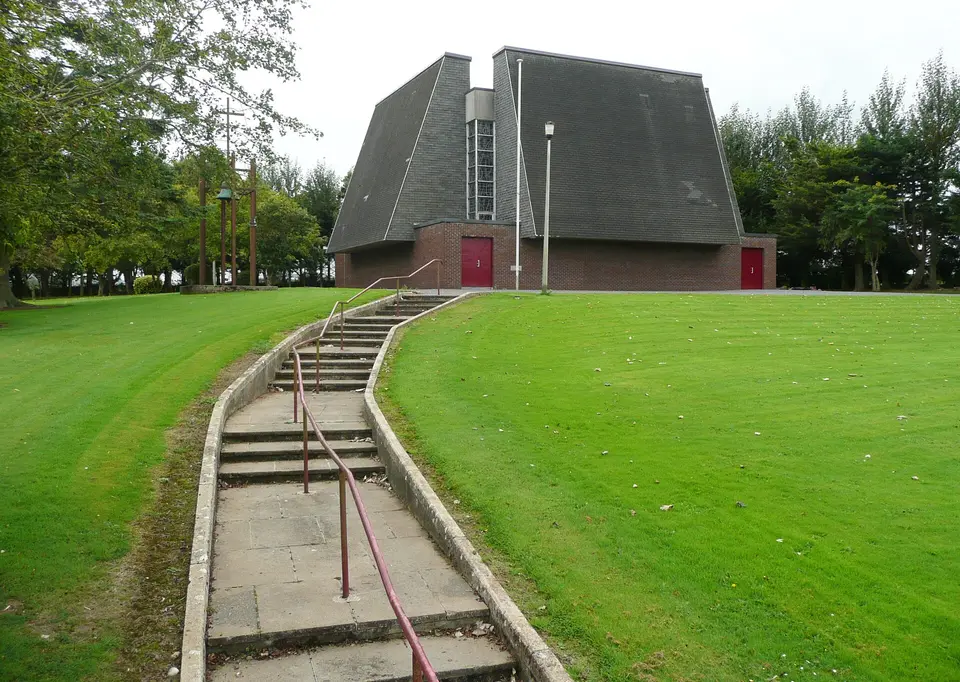 Roman Catholic church, Dunnamaggan