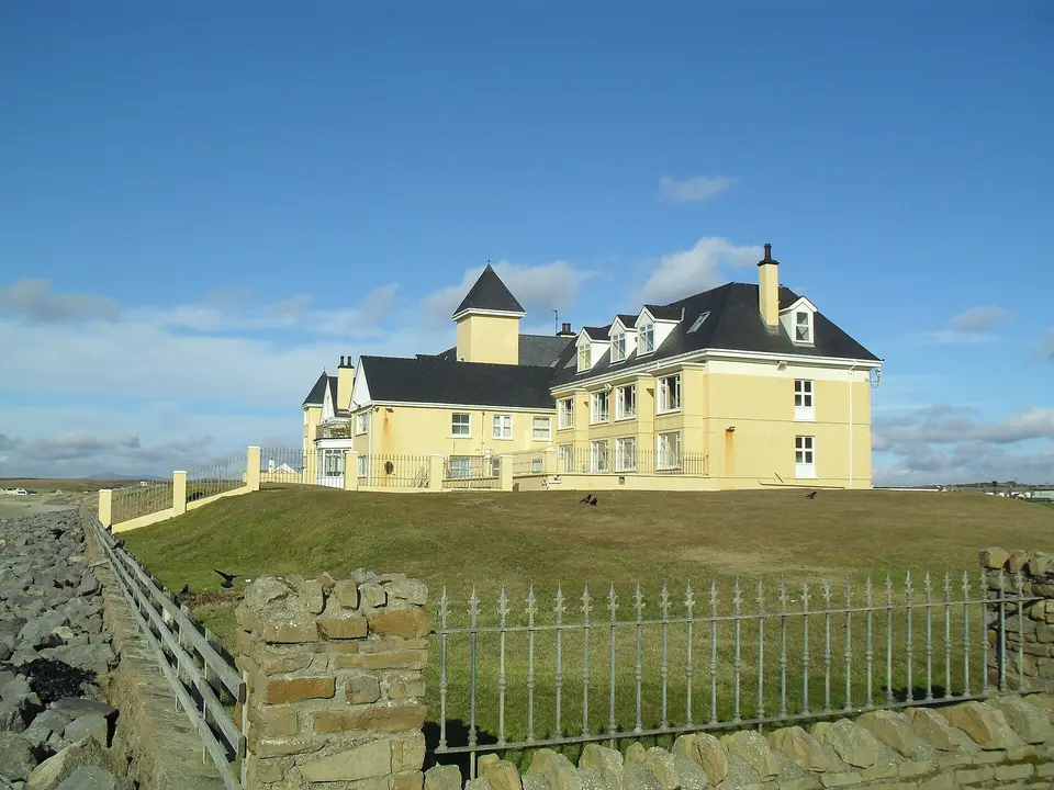 Sand House Hotel, Rossnowlagh Closed for the winter.