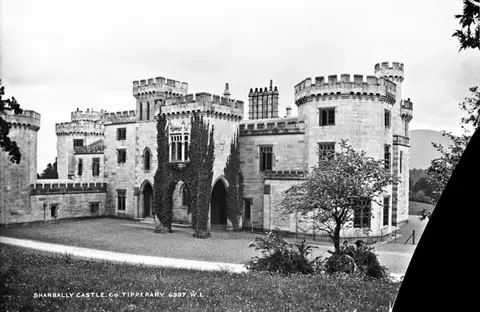 Depicted place: Shanbally Castle