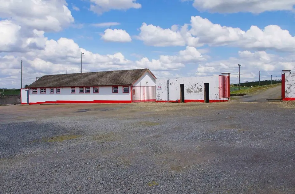 Shannon Gaels GAA Club clubhouse & car park, Ballyguiry, near Labasheeda, Co. Clare