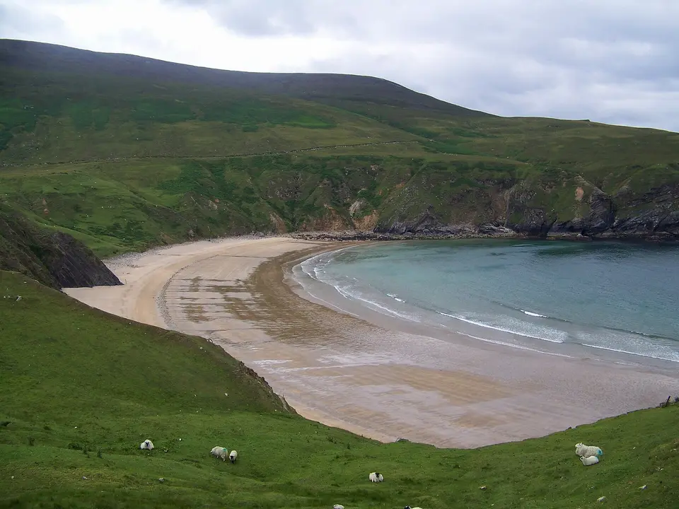 A horse-shoe shaped beach situated at Malin Beg, near Glencolmcille (County Donegal, Ireland)