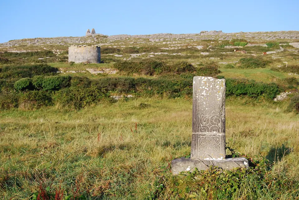 St Eanys Early Medieval Ecclesiastical Site