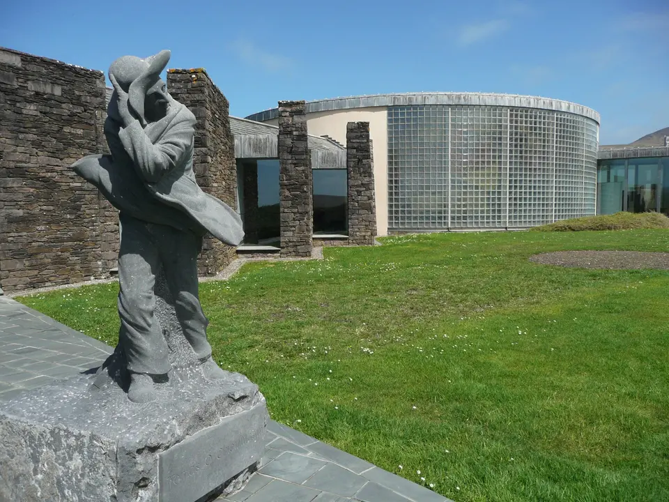 Statue of Tomas O'Criomhthain at the Blasket Centre