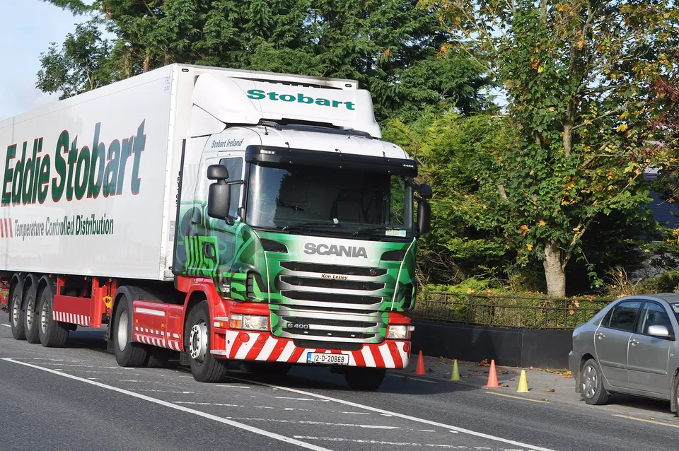 Stobart Ireland L7574 "Kim Lesley" (12 D 20868) 2012 Scania G400, 13 October 2013