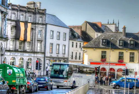 street beside Kilkenny castle