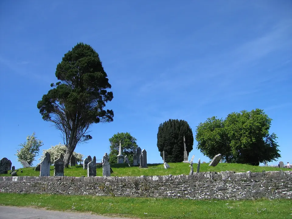 Suncroft Cemetery.