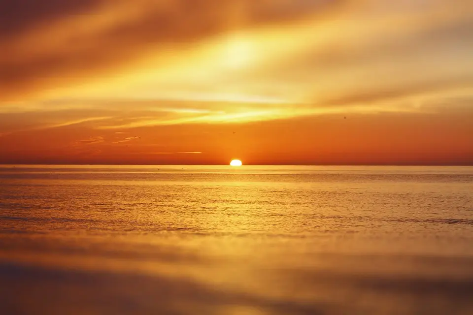 500px provided description: SUNRISE [#SUNRISE SEA SKY]