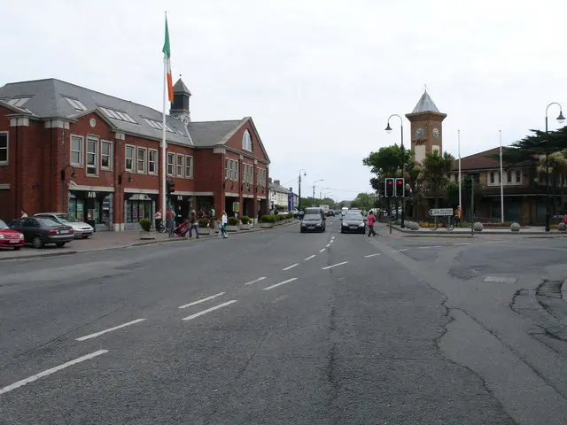 Sutton Cross geograph.org.uk 458344