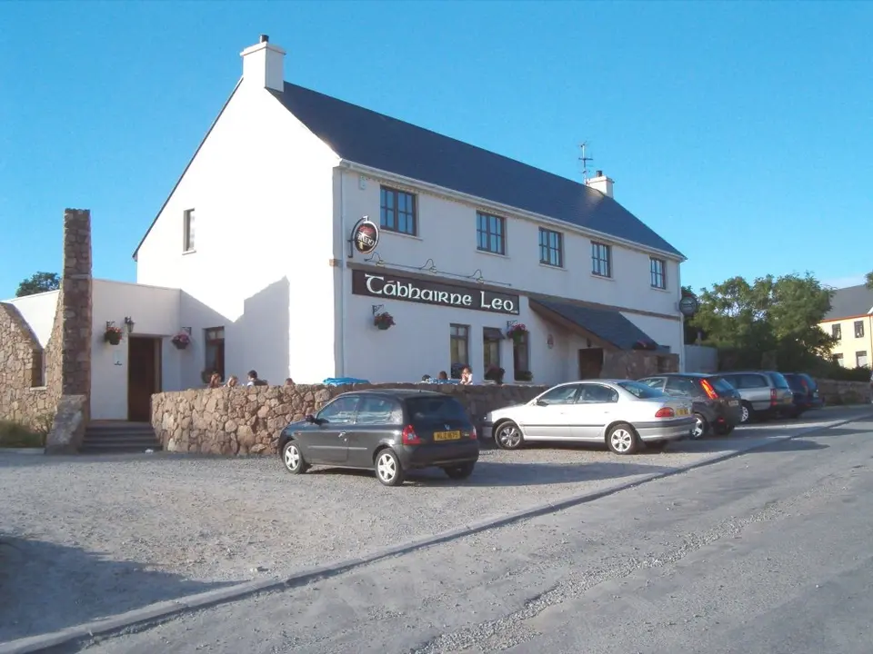 Leo's Tavern in Meenaleck, Co. Donegal. Home of Clannad and Enya