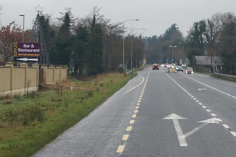 The N13 at Newtowncunningham