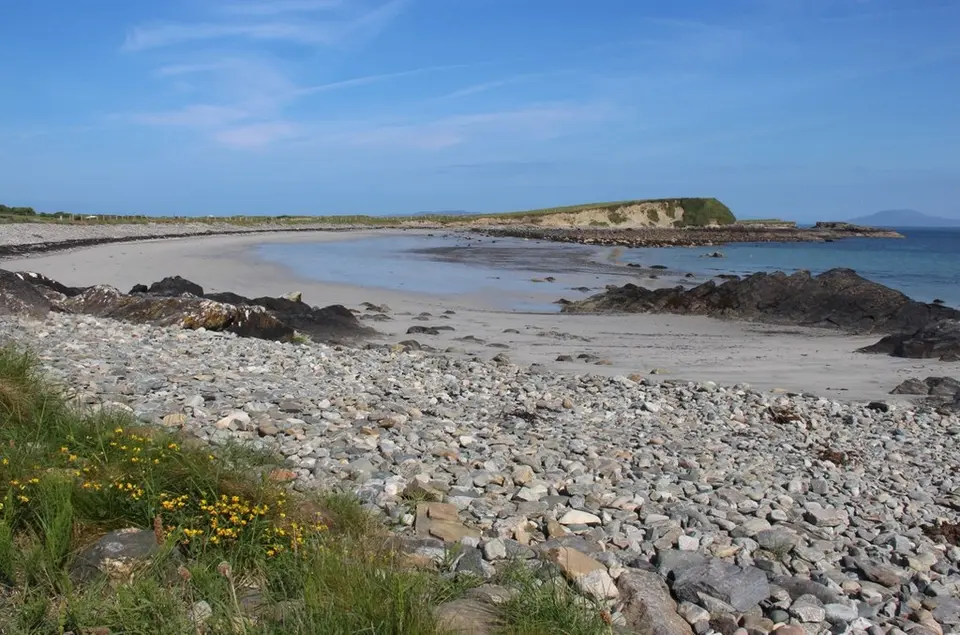 Trawnaman, beach at Tully
