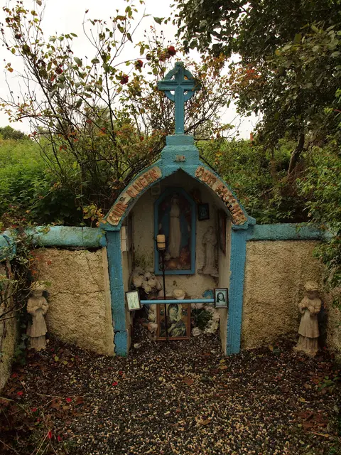 Tullowphelim Well