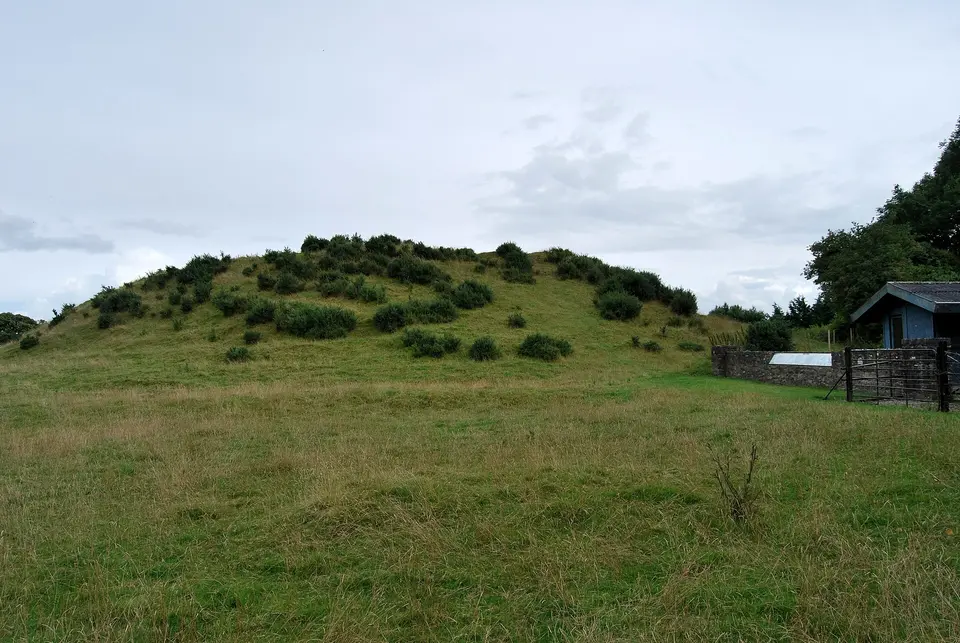 Tumulus de Dowth, dans le comté de Meath, Eire