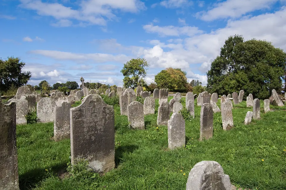 The Tydavnet medievil graveyard