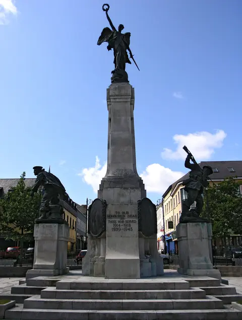 War memorial, "The Diamond", Derry.